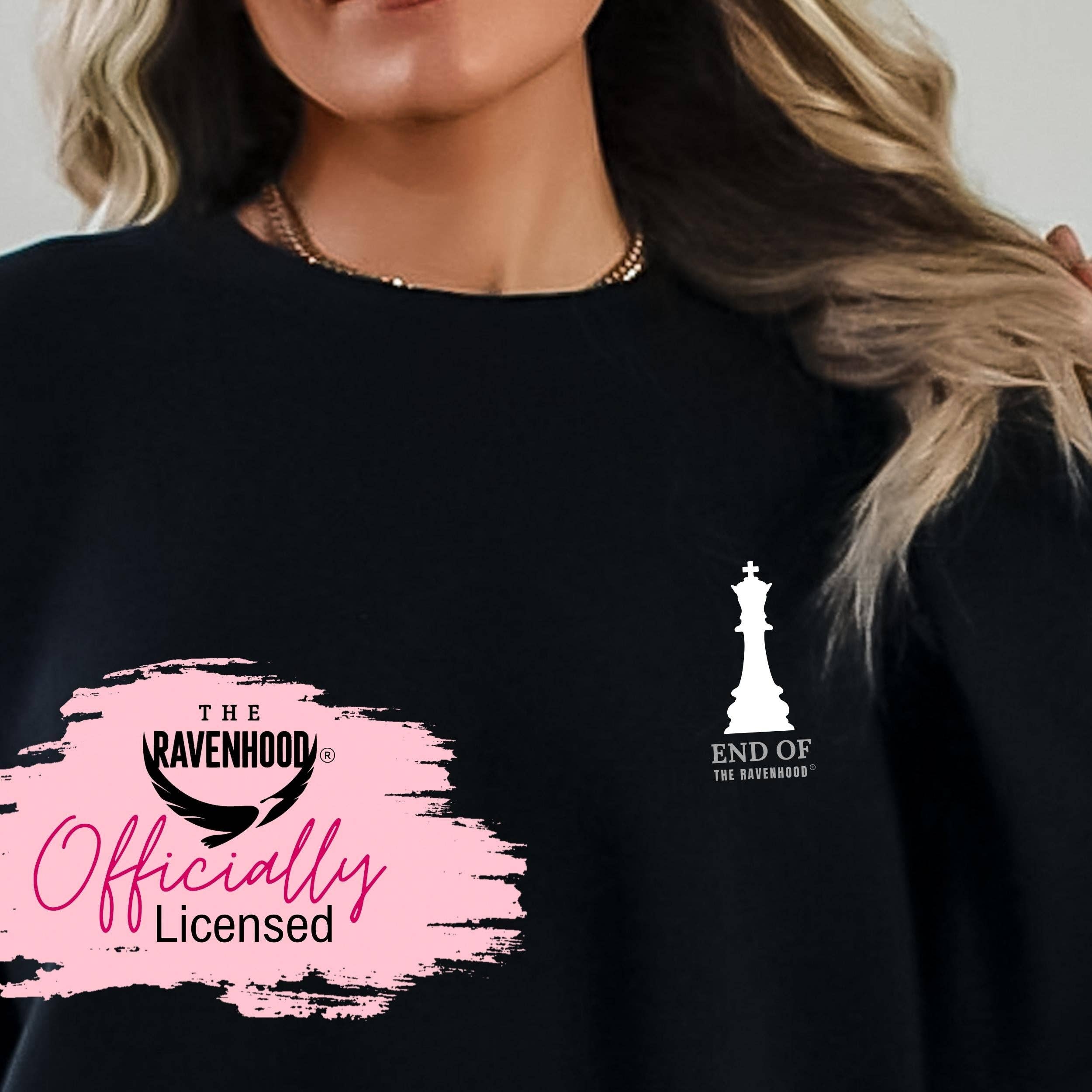 Little Smut Closet – wholesale T-shirts med screentryck – Dam – Officiellt licensierad Ravenhood-serie T-shirt - Kate Stewart - Slut på - Tobias3