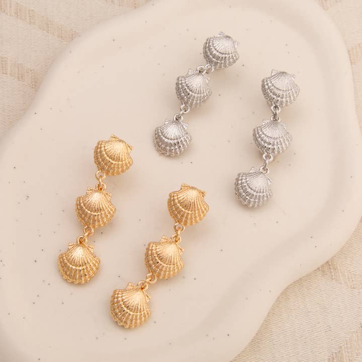 SP Sophia Collection - Wholesale Dangle Earrings - Three Tier Seashell Post Dangle Earrings 2
