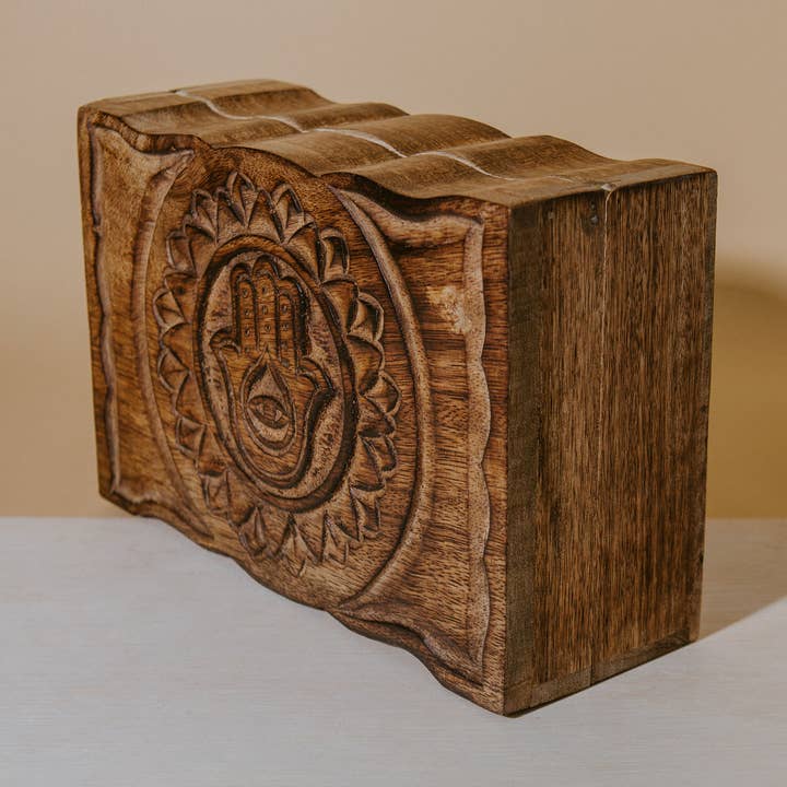 HAMSA TRÄLÅDA NATURLIG FÄRG för wholesale av Good & Buena