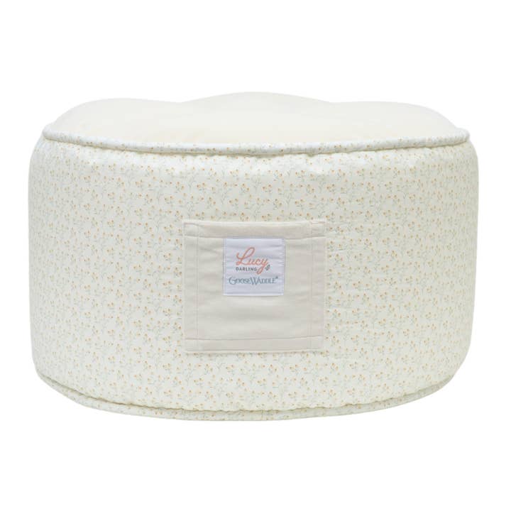 Lucy Darling Pouf pour Enfants Prairie de Fleurs Sauvages pour la vente par Lucy Darling