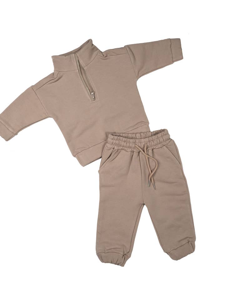 Fleece Sweatsuit Set in Taupe for wholesale on Faire8