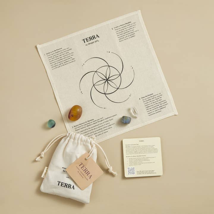 GeoCentral - Wholesale Spiritual Stone/Crystal - TERRA Crystal Mandala + Bundle - Plastic Free