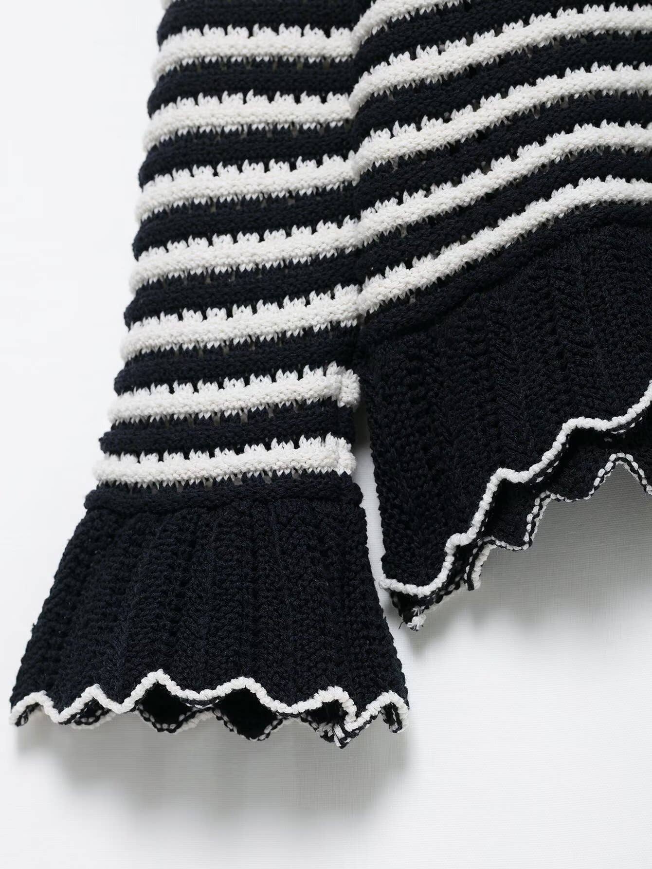 BLACK V-neck single-breasted striped cardigan for wholesale on Faire4