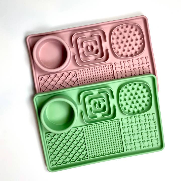 Dog Bandana Co. - Wholesale Pet food mat – Dog - Deluxe Pet Lick Mat5