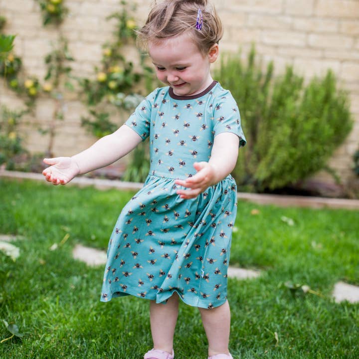 JECO - Vente Robe – enfant - Buzzing About Bees en robe sarcelle