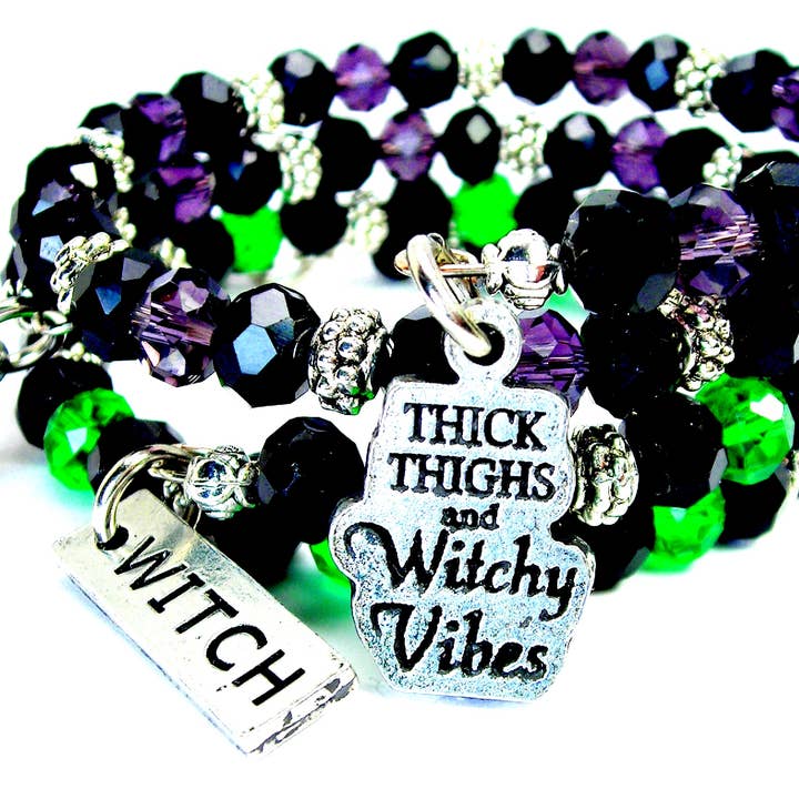 Set da 2 pezzi con bracciale avvolgente in cristallo con cosce spesse e Witchy Vibes per la vendita all'ingrosso da parte di Chubby Chico Charms