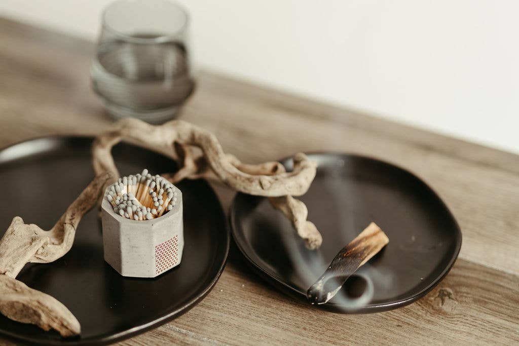 Tenn Prairie - Wholesale Match Holder - Concrete Match Holder – Modern Design with 2-Inch Safety Matches21