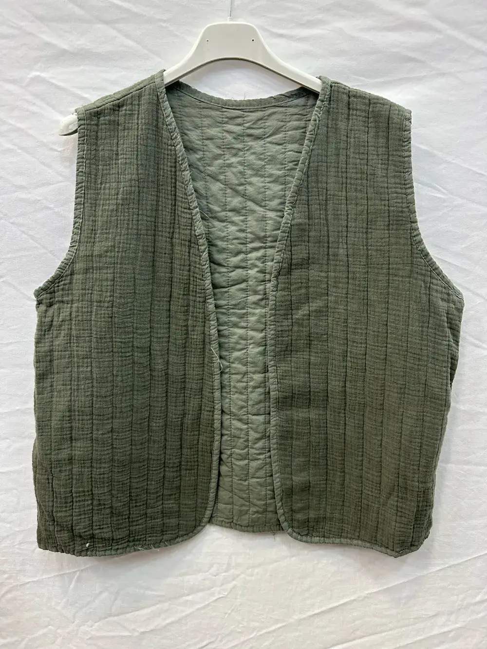 Mimi & Gogo – wholesale Outerwear Vest - Women’s – Plain quilted vest @5232_GiUniMatelasse3