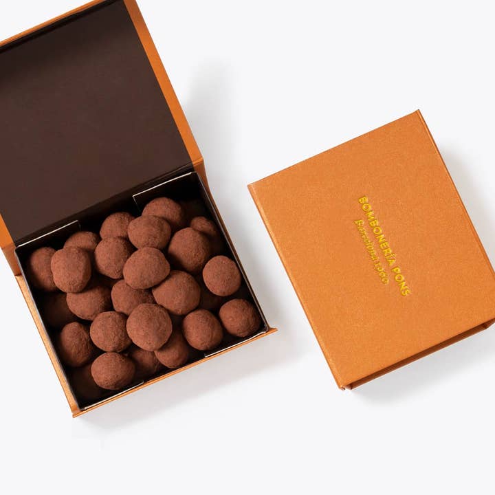 Kakao-Macadamias - 250g-Box für den Großhandel von Bomboneria Pons