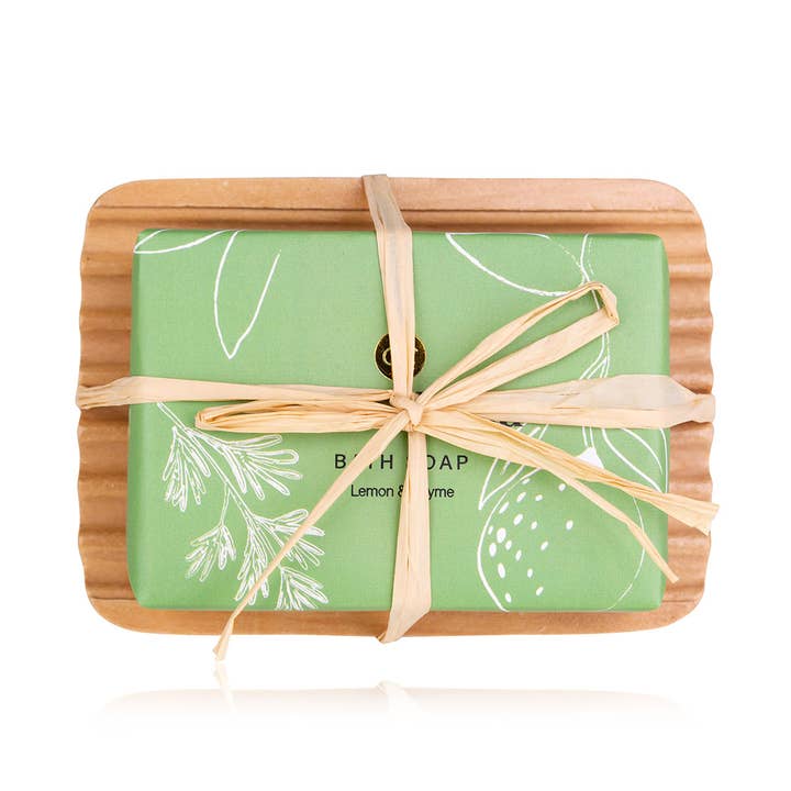 Handpflegeset Herbal Spa, Auf Seifenablage Aus Holz für den Großhandel von Accentra