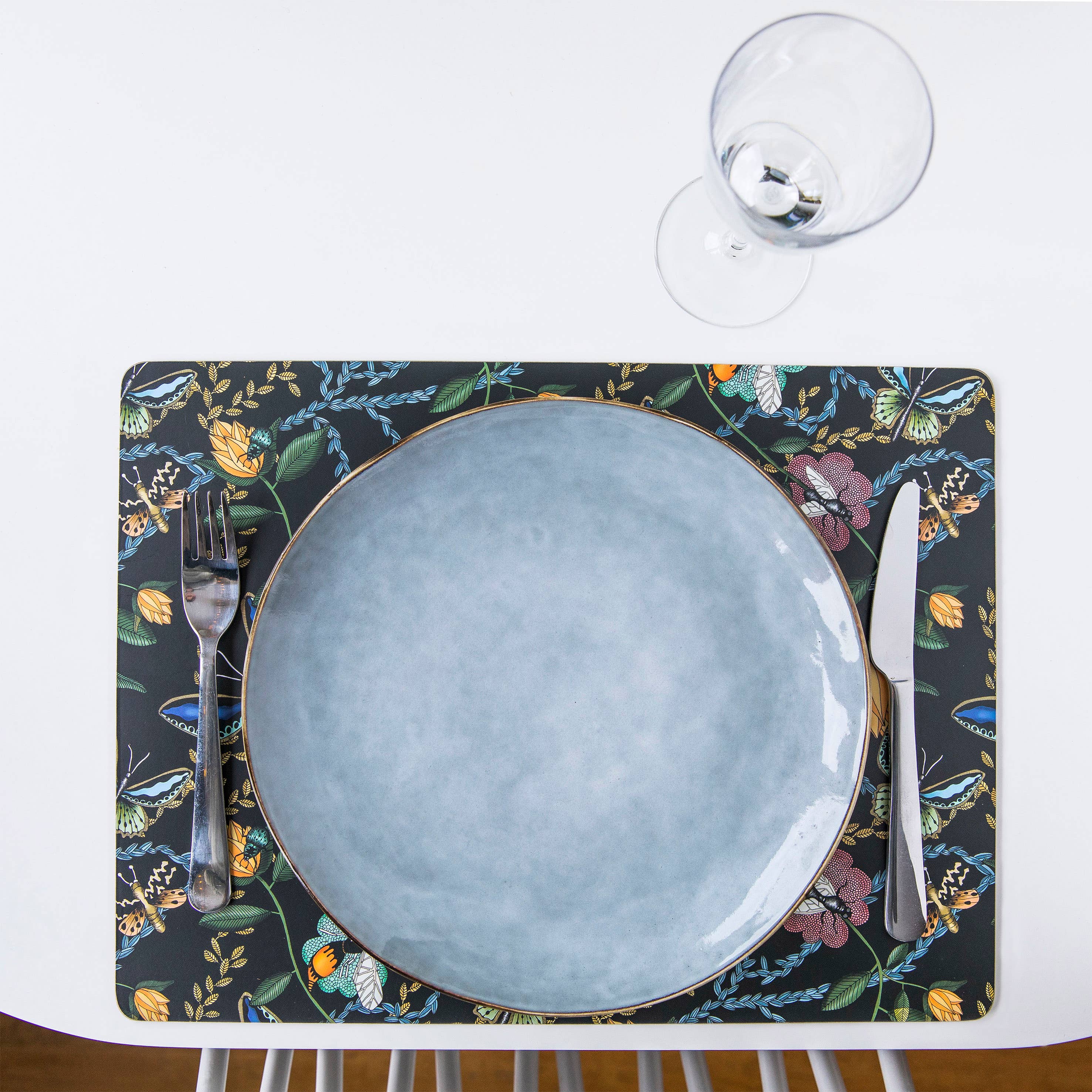 Nadja Wedin design - Wholesale Placemat - Table Mat 16x12” (40x30 cm) Bugs & Butterflies1