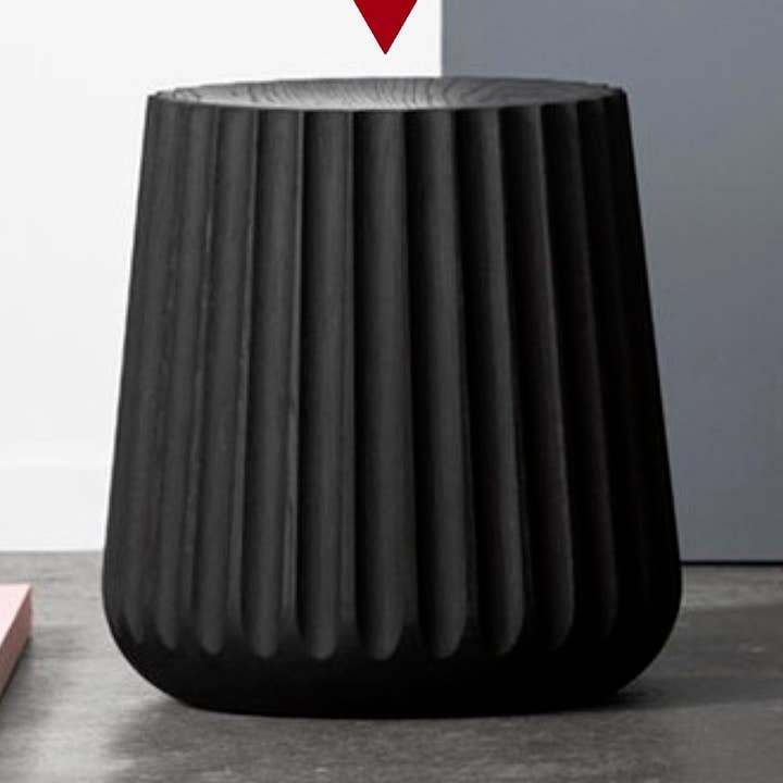 Tabouret en bois cannelé, noir, diamètre 22 pouces pour la vente par NACH