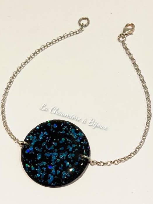 Bracelet bleu glacé pour la vente par La Chaumière à Bijoux