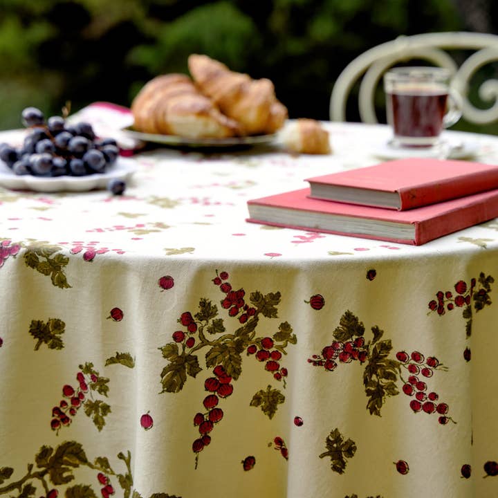 Couleur Nature – wholesale Tablecloth – Gooseberry Red & Green | French Tablecloths