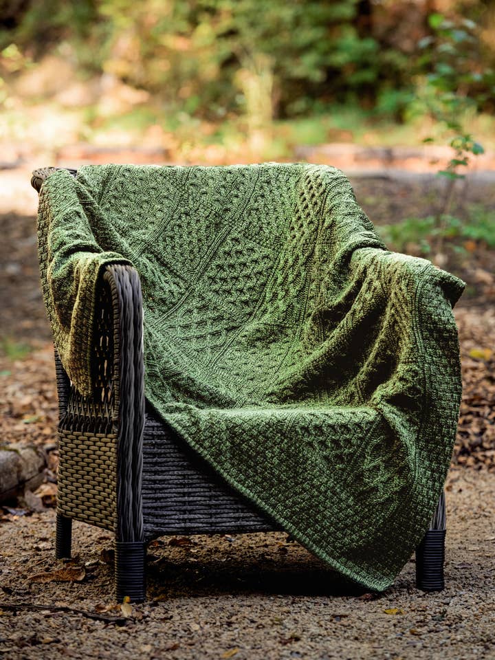 PATCHWORK THROW
for wholesale by Aran Crafts