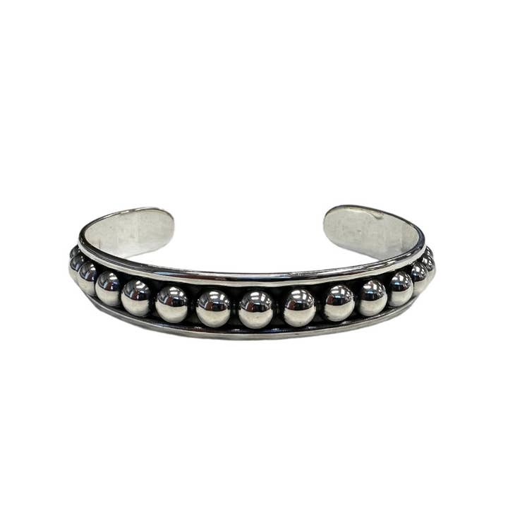 Sterling Silver Prickad Pärlrad 10mm Manschettarmband för wholesale av Select Lines