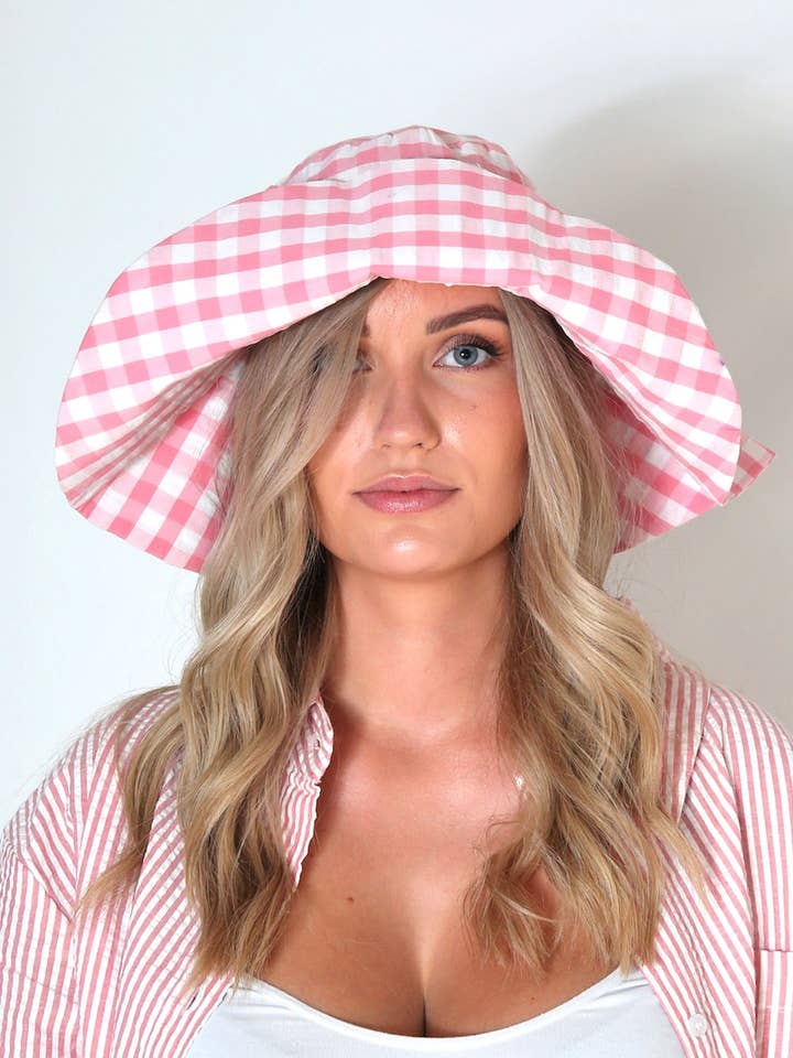 Garden Hat - Checkered Pink for wholesale by Moist Sweats