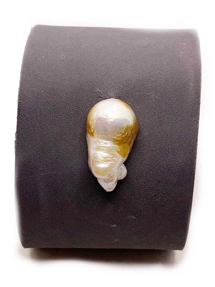 Ursula Leather Cuff Bracelet with Large Baroque Pearl for wholesale by Hila