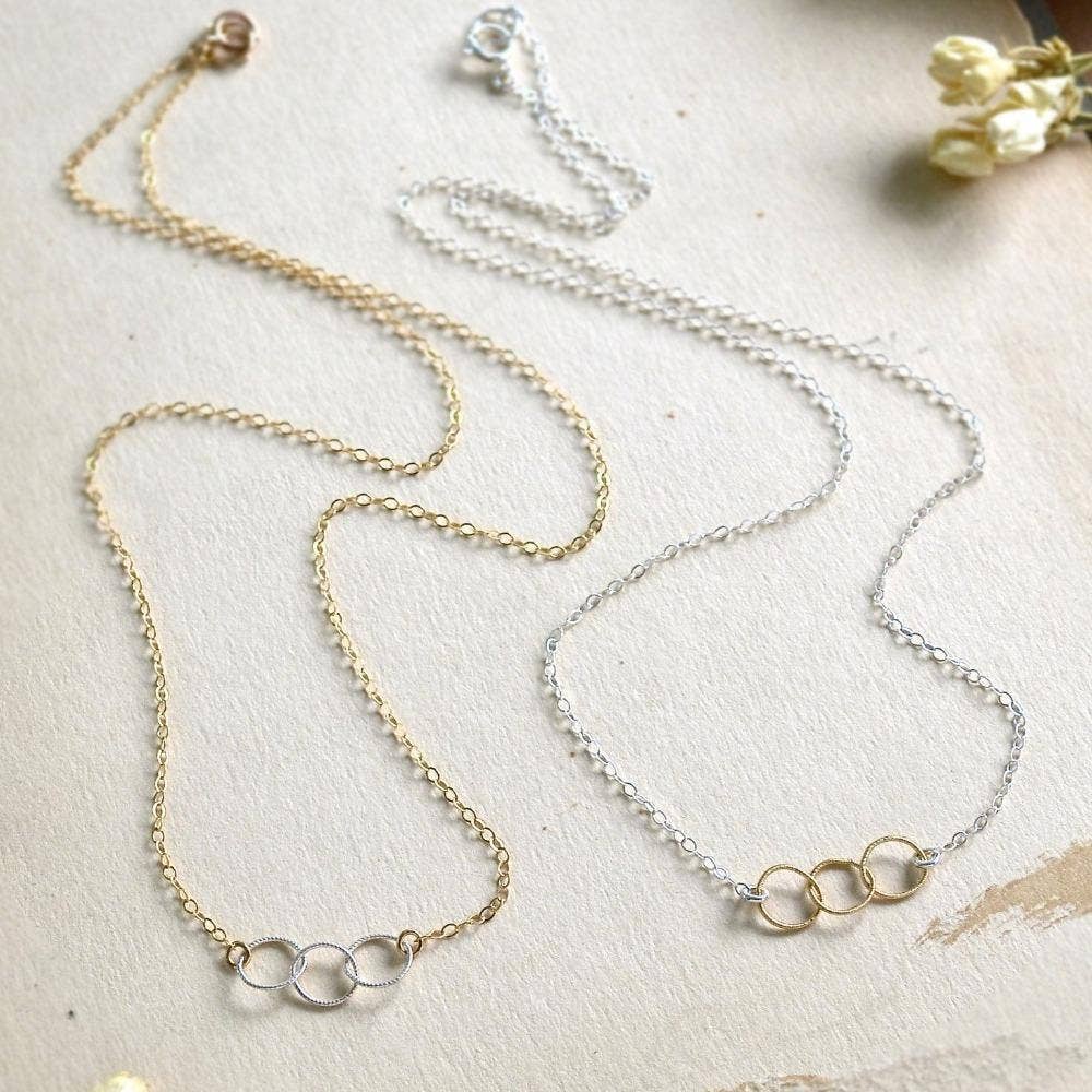 Foamy Wader – Engroshandel Halskæde med vedhæng – Trio halskæde - delikat forbundet tre cirkel søster halskæde13