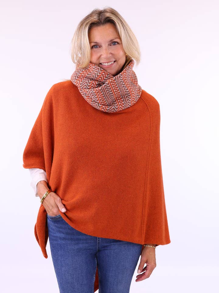 Cadenza Italy Ltd - Wholesale Poncho - Women's - Cashmere Blend Poncho3