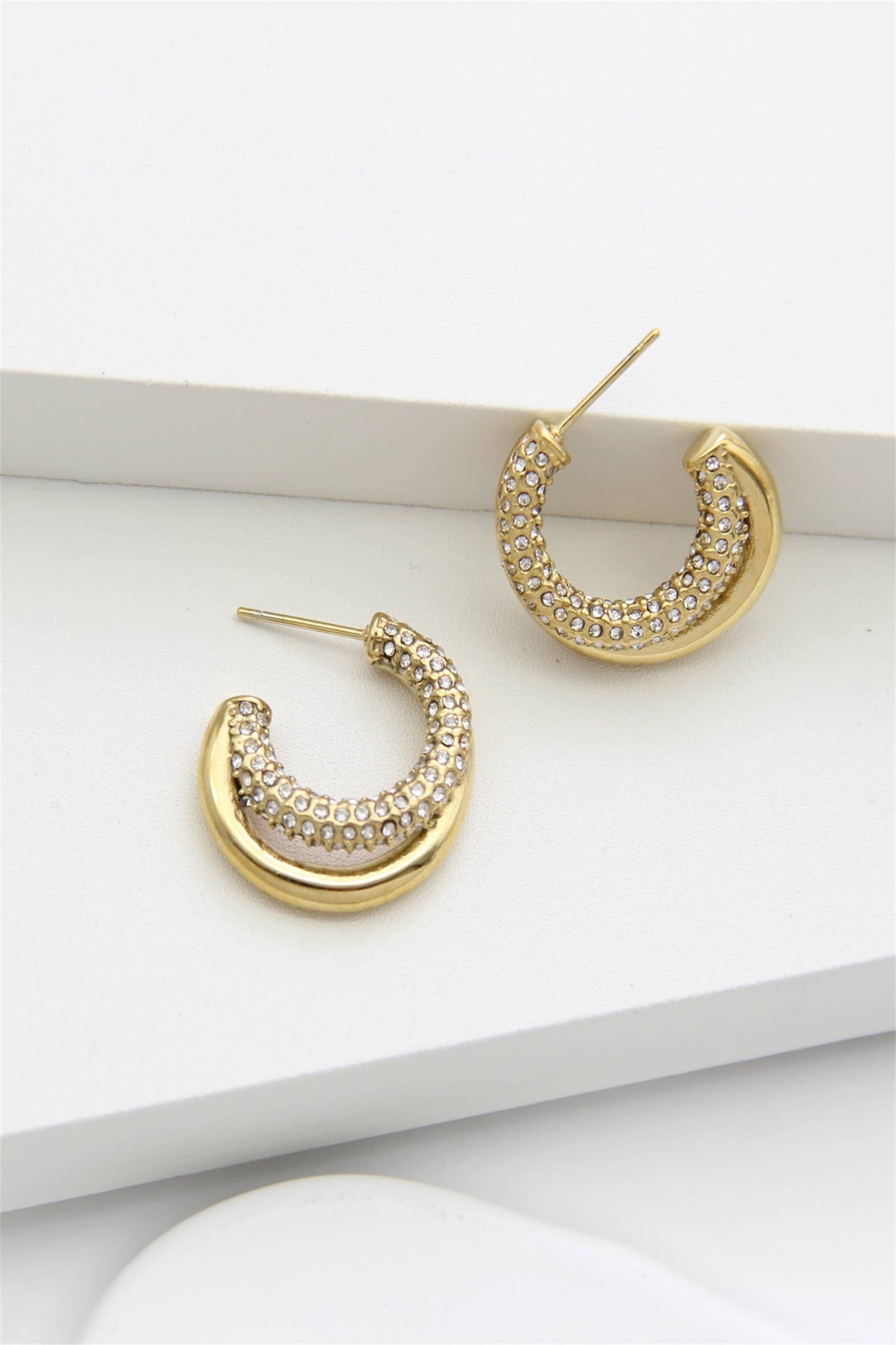 BELLISSIMA BIJOUX – wholesale Hoop-örhängen – Guldpläterade Creoler i Rostfritt Stål0