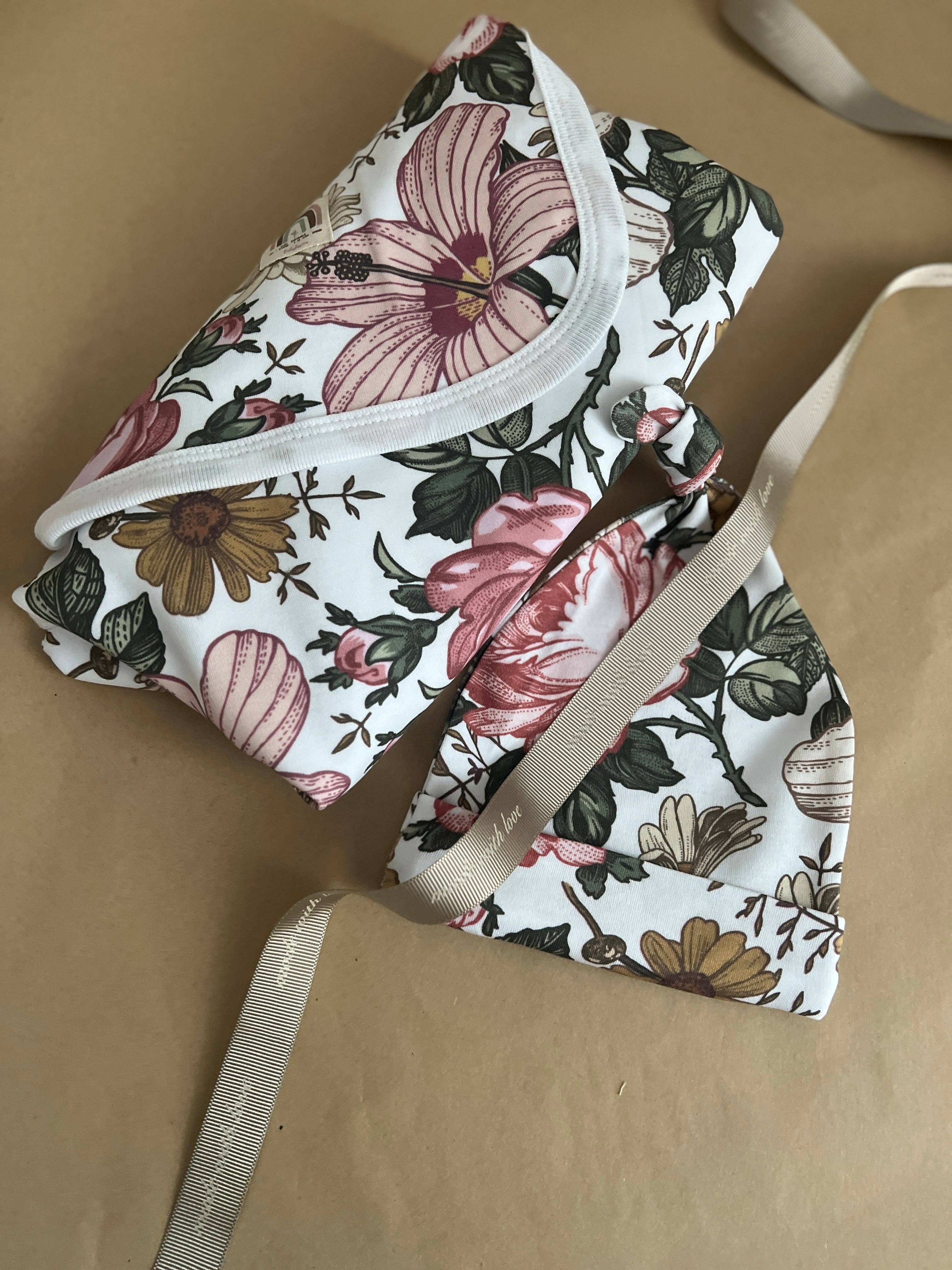 Babylissima - Wholesale Swaddle Set - Baby - Skin to Skin: Copertina & Capellino19