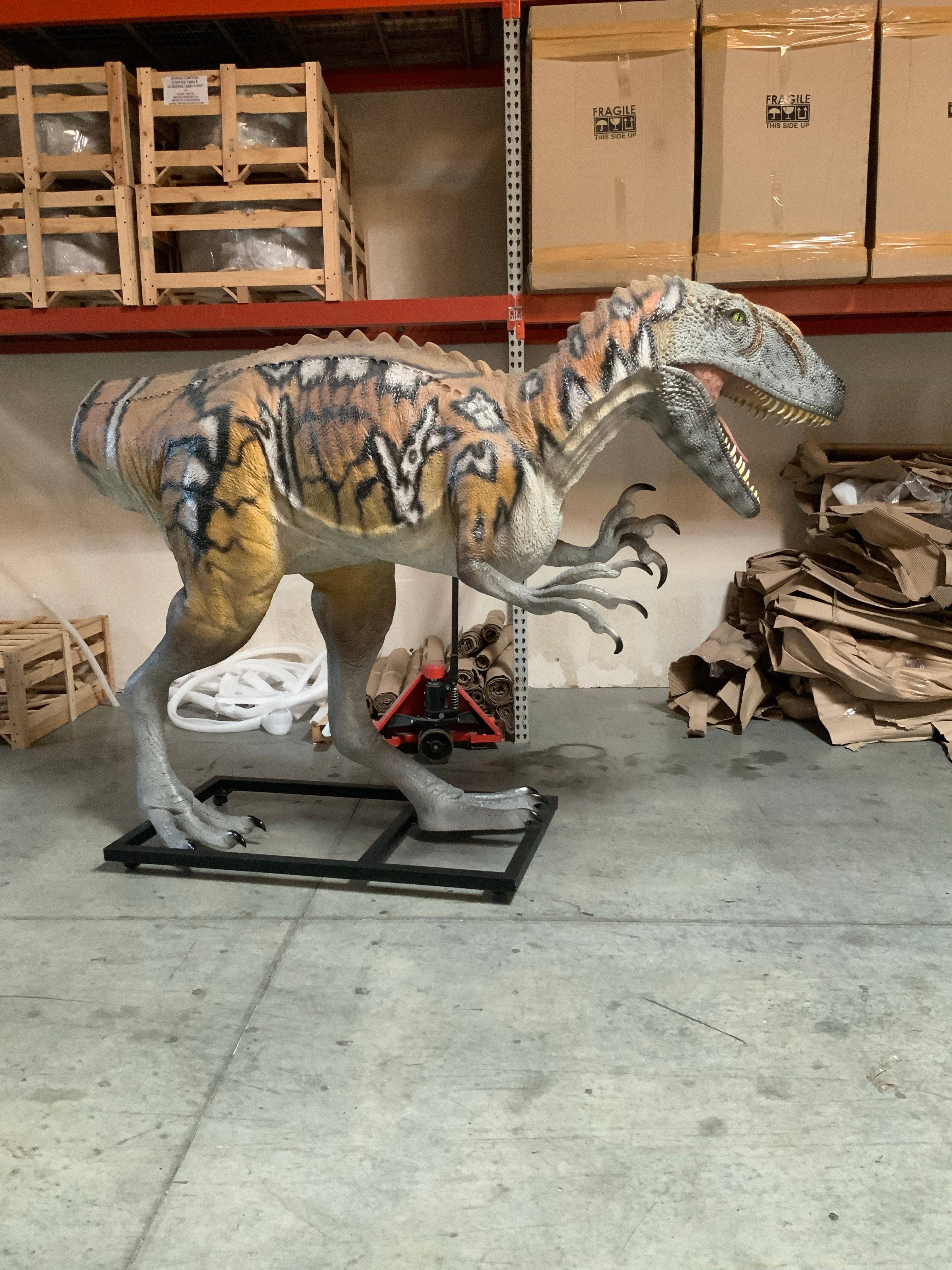 LM Treasures - Wholesale Figurine Toy - Kids - Australovenator Dinosaur Life Size Statue10