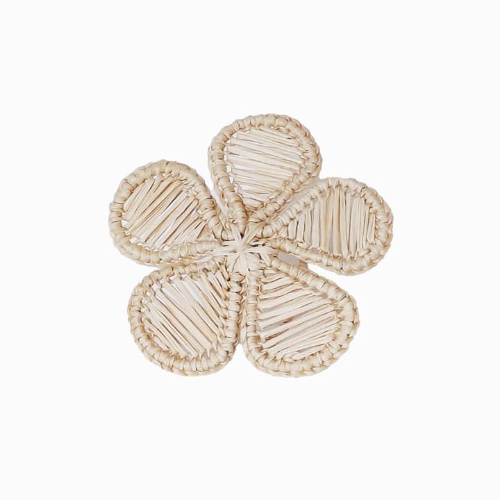 Flower Iraca Napkin Ring - Straw Raffia Tableware for wholesale by Coro Cora™