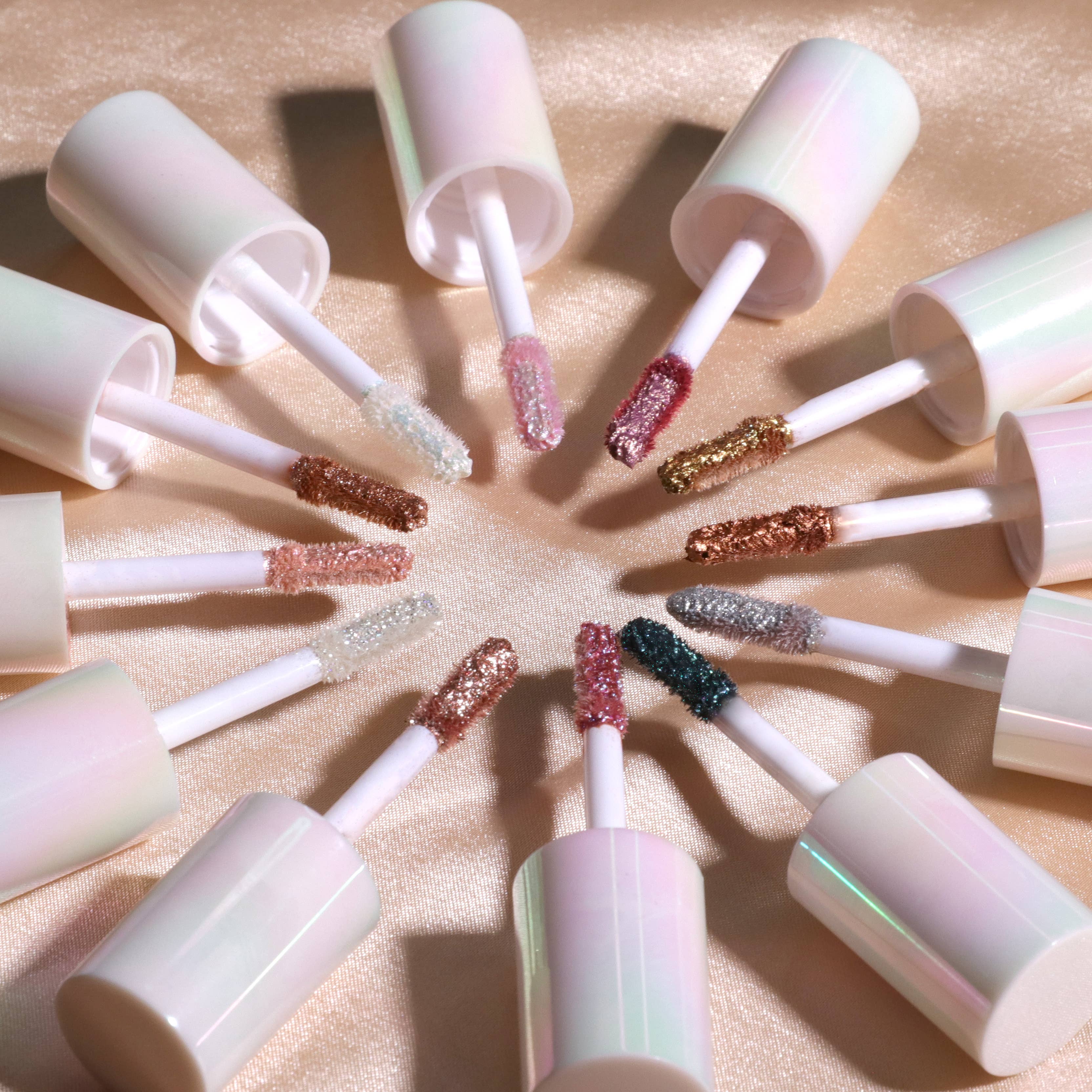 Moira Cosmetics – wholesale Eyeshadow – DIAMOND DAZE LIQUID SHADOW (008, REGAL)3