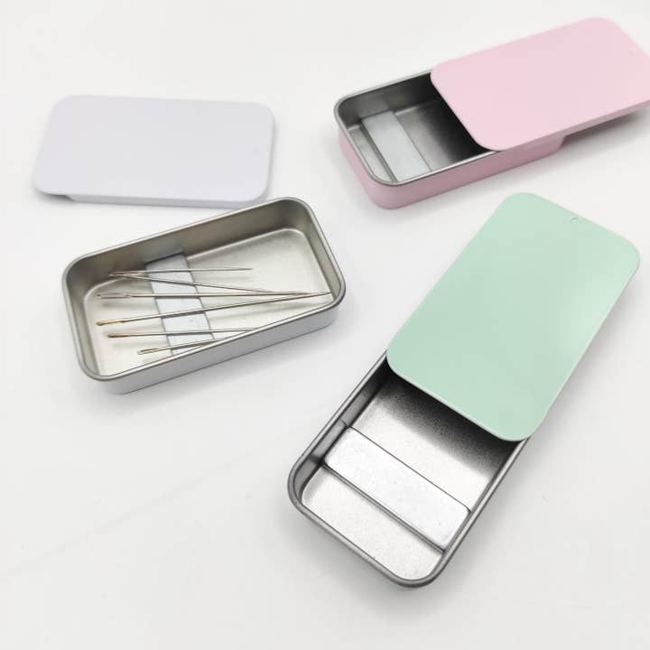SCwholeworks - Wholesale Embroidery/Cross Stitch Supplies - Modern Style Small Magnetic Tin Needle Case - Crafting Essential
