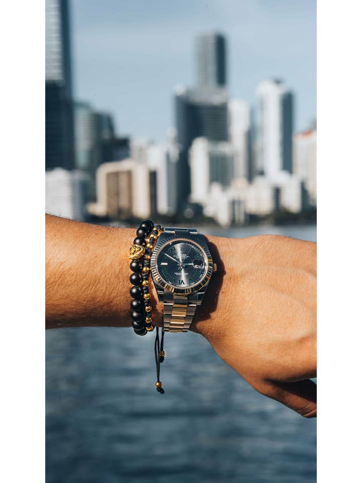 Goud vergulde leeuwenarmbandenset voor heren voor wholesale door House of Jewels Miami