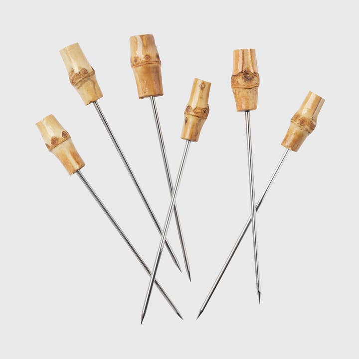 Naturlige bambus cocktail picks for engroshandel hos Joanna Buchanan
