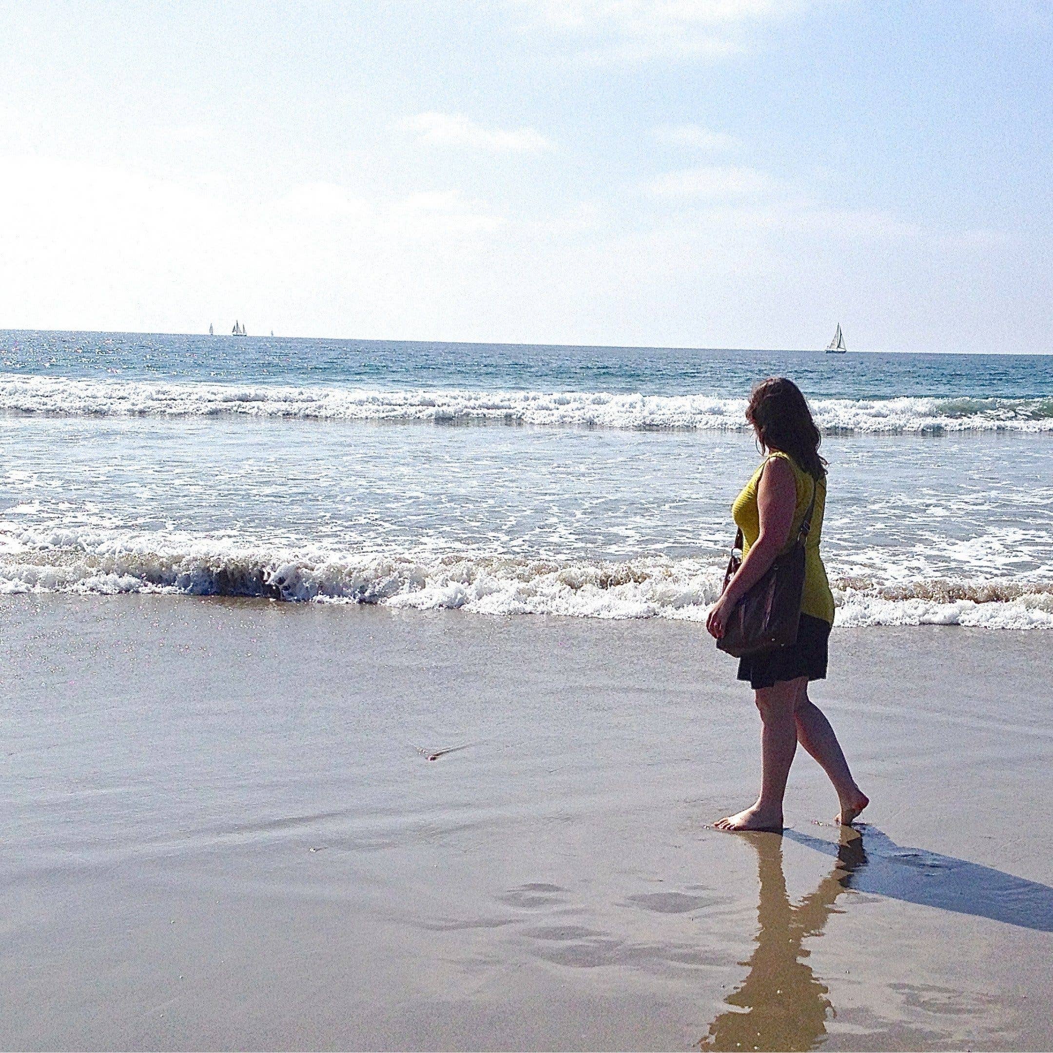 Foamy Wader - Wholesale Band/Stacked Ring - Sunrise Ring - semi circle shimmering stacker ring8