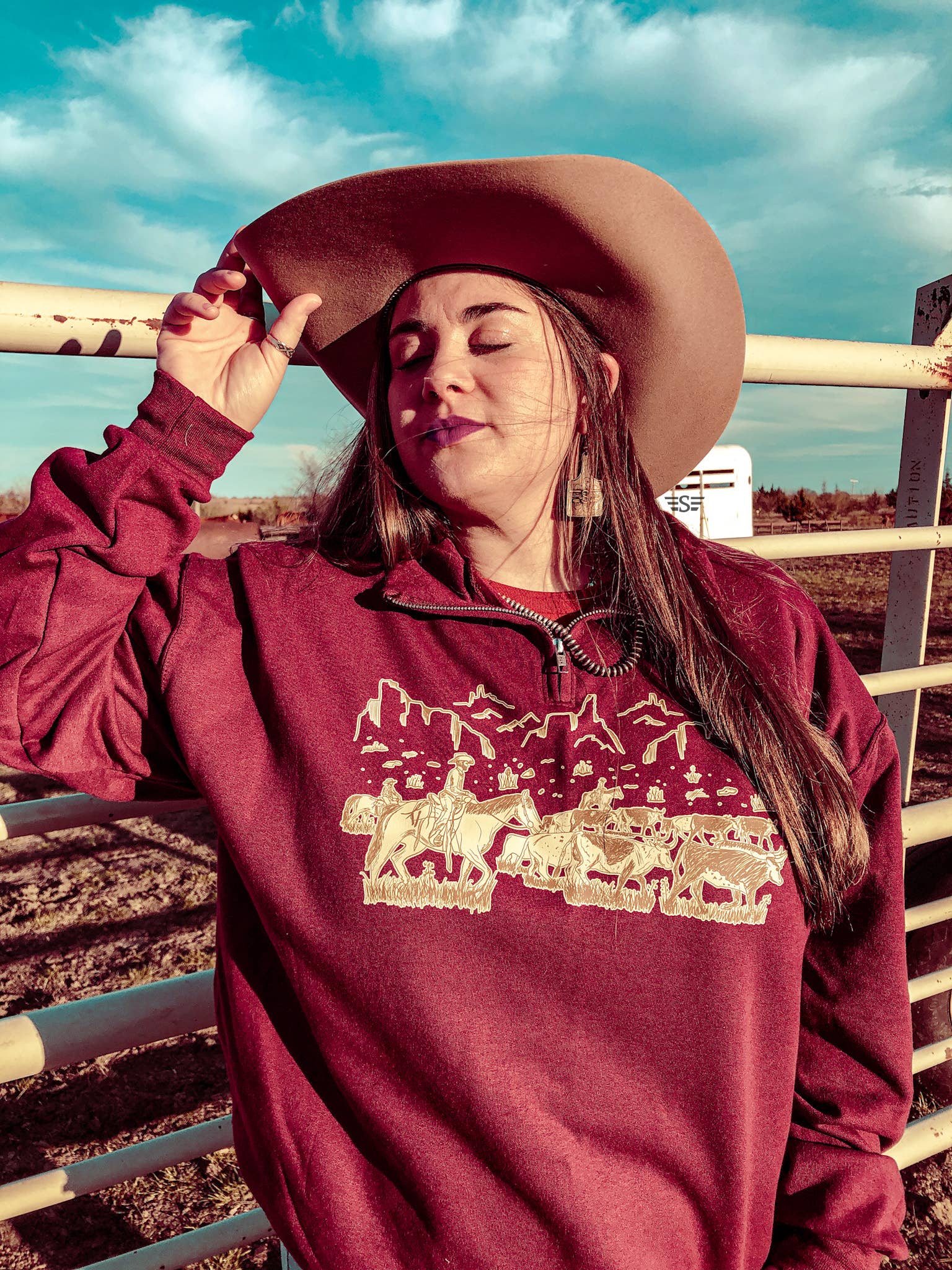 Flying S Company - Wholesale Graphic Sweatshirt - Women's - Cattle Drive Quarter Zip1