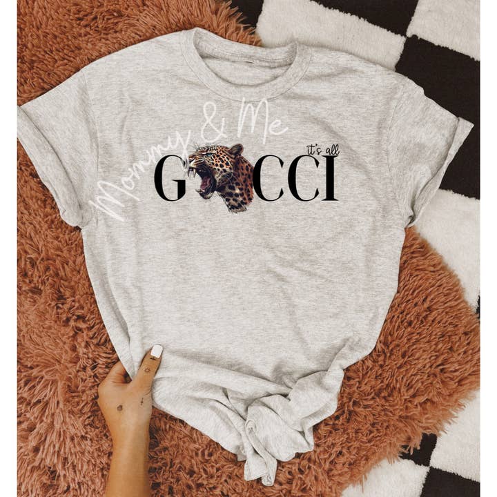 È TUTTO TEE per la vendita all'ingrosso da parte di Mommy & Me Boutique