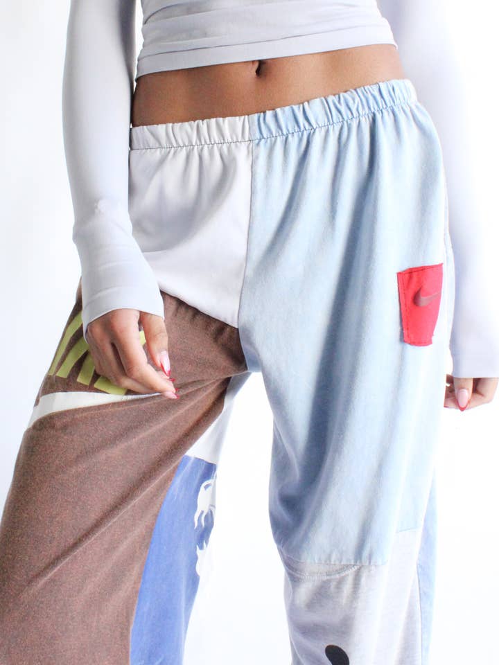 American Recycled Clothing - Wholesale Pants - Women's - Brand Pants Bundle