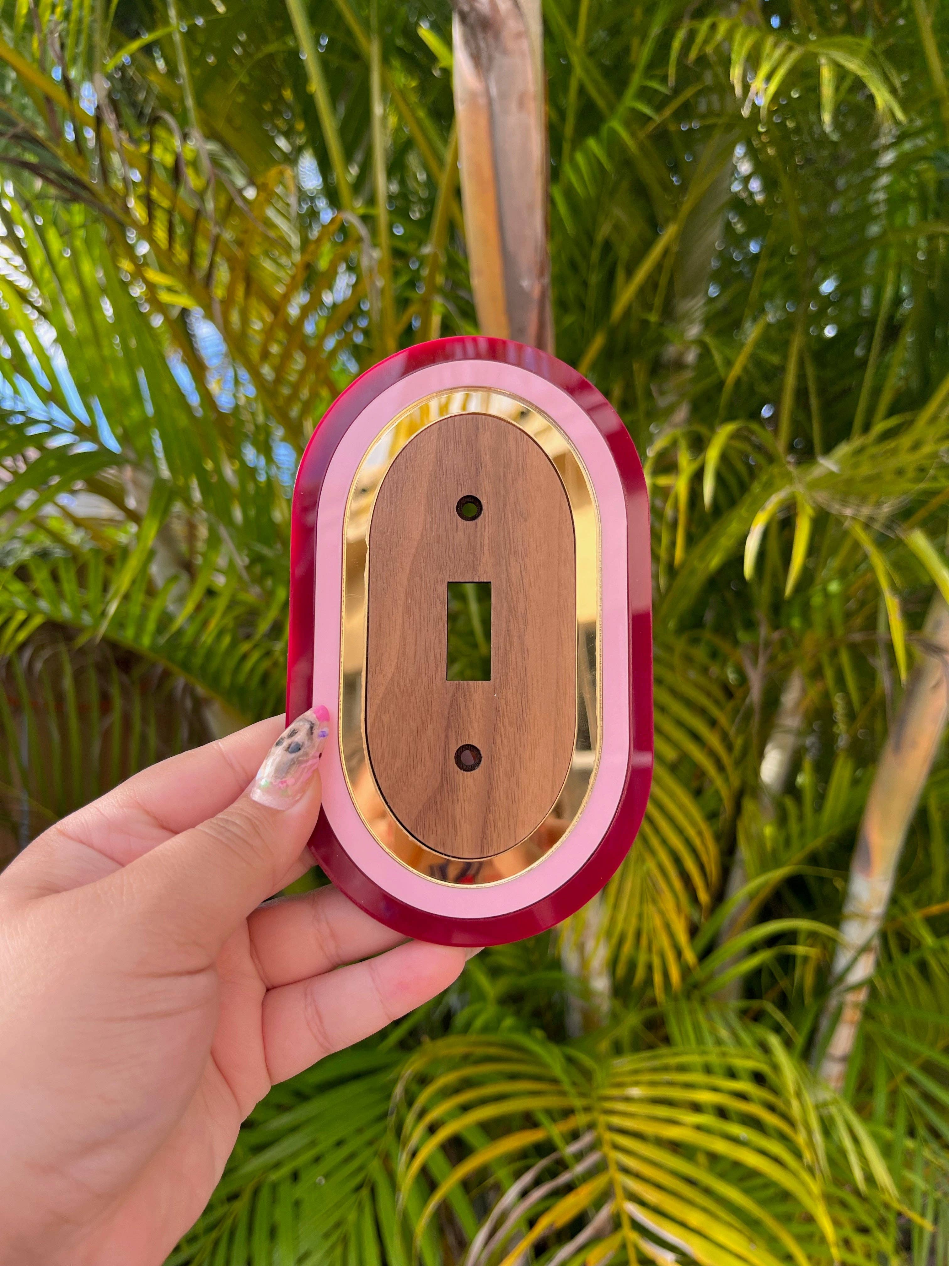 Studio Nena - Wholesale Light Switch Cover/Plate - Main Gold Art Deco Light Switch Cover