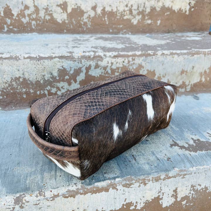 Western Linens - Wholesale Toiletry Bag - Men's - Leather & Cowhide Kit Bag - Toiletry - shaving kit