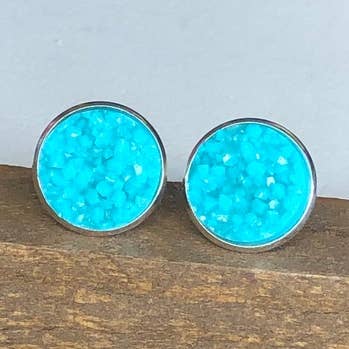 Puces d'oreilles Caroline Druzy en turquoise pour la vente par KL Collective/Designs by Katie Leigh
