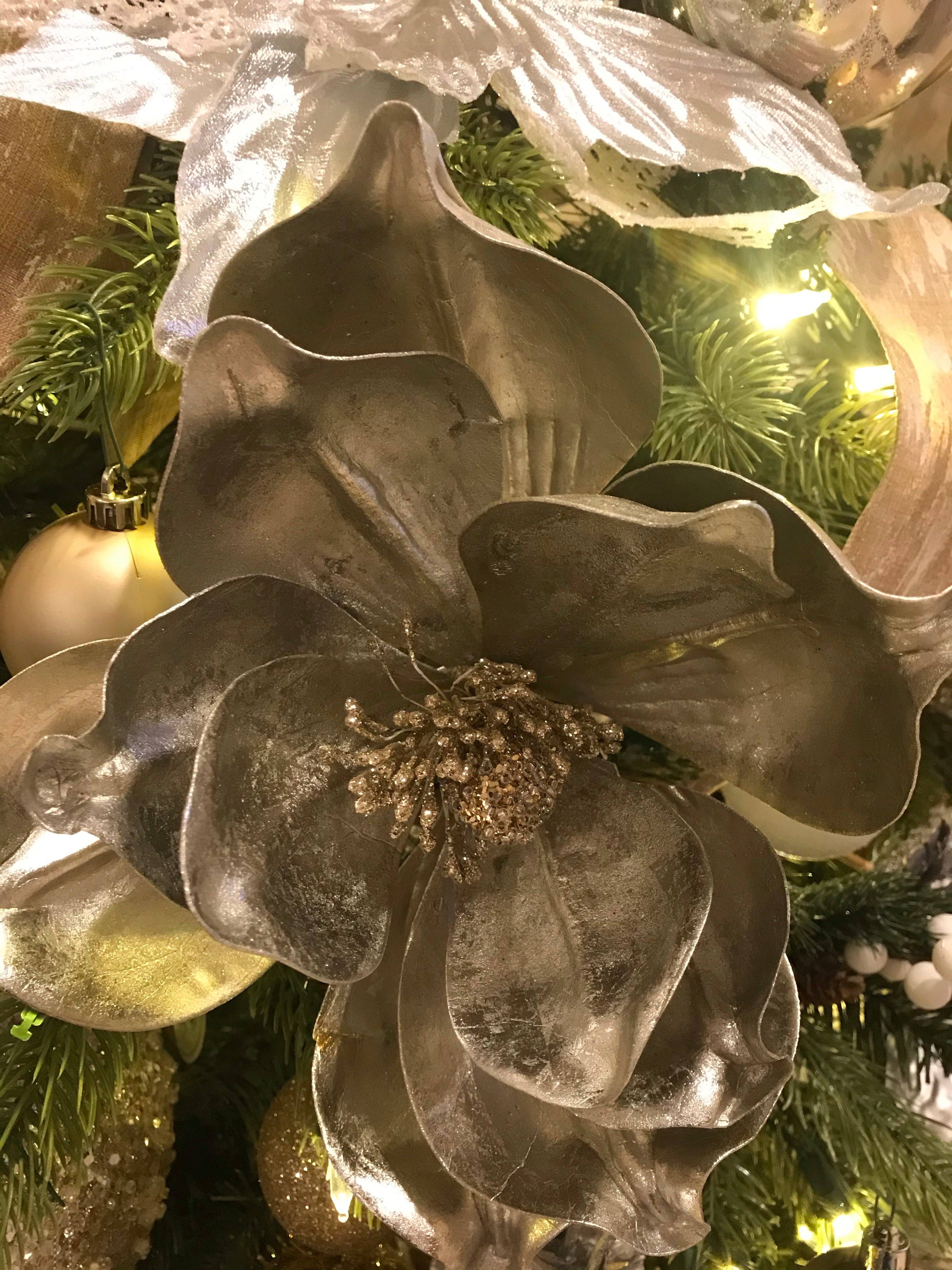 The African Home Goods - Vente Décoration de Noël - Tiges de Magnolia Eva Platine Métallique 22,5"2