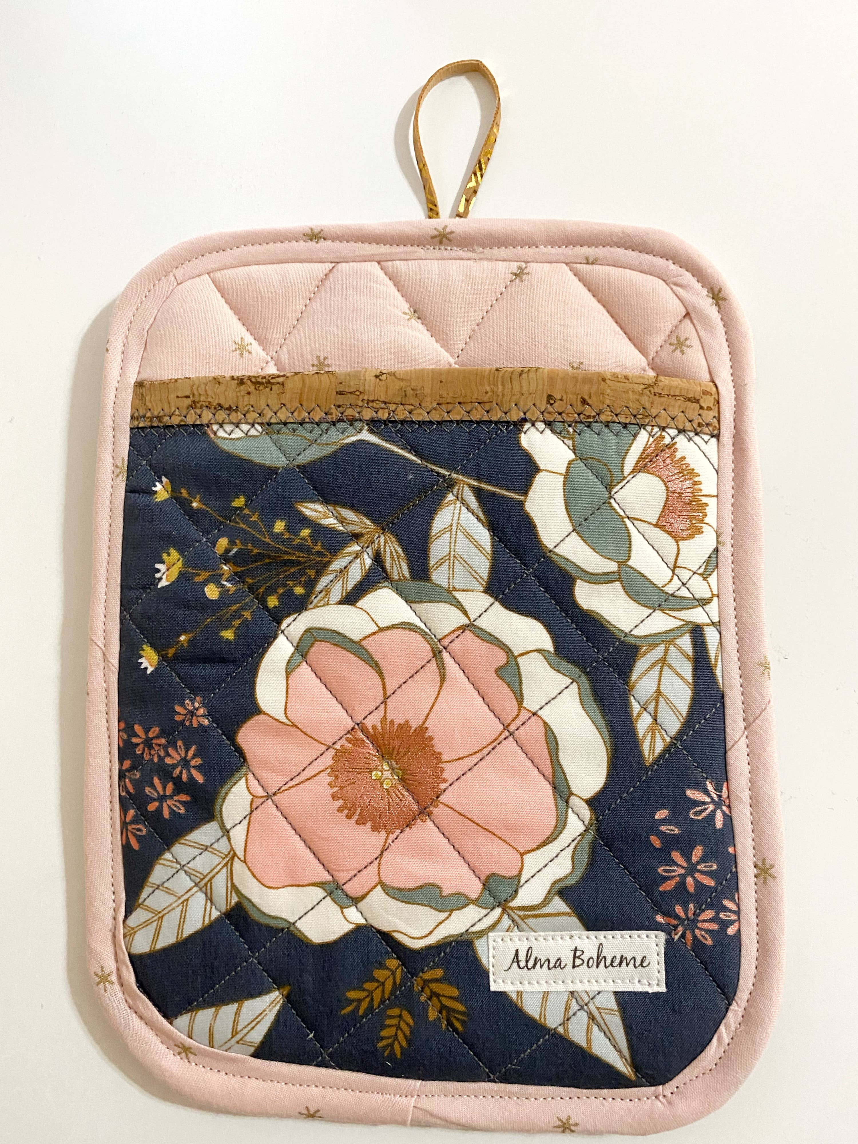 Alma Boheme Handmade - Wholesale Ovenwant/pothouder - Duurzame pannenlap van kurk en katoen met zakje11