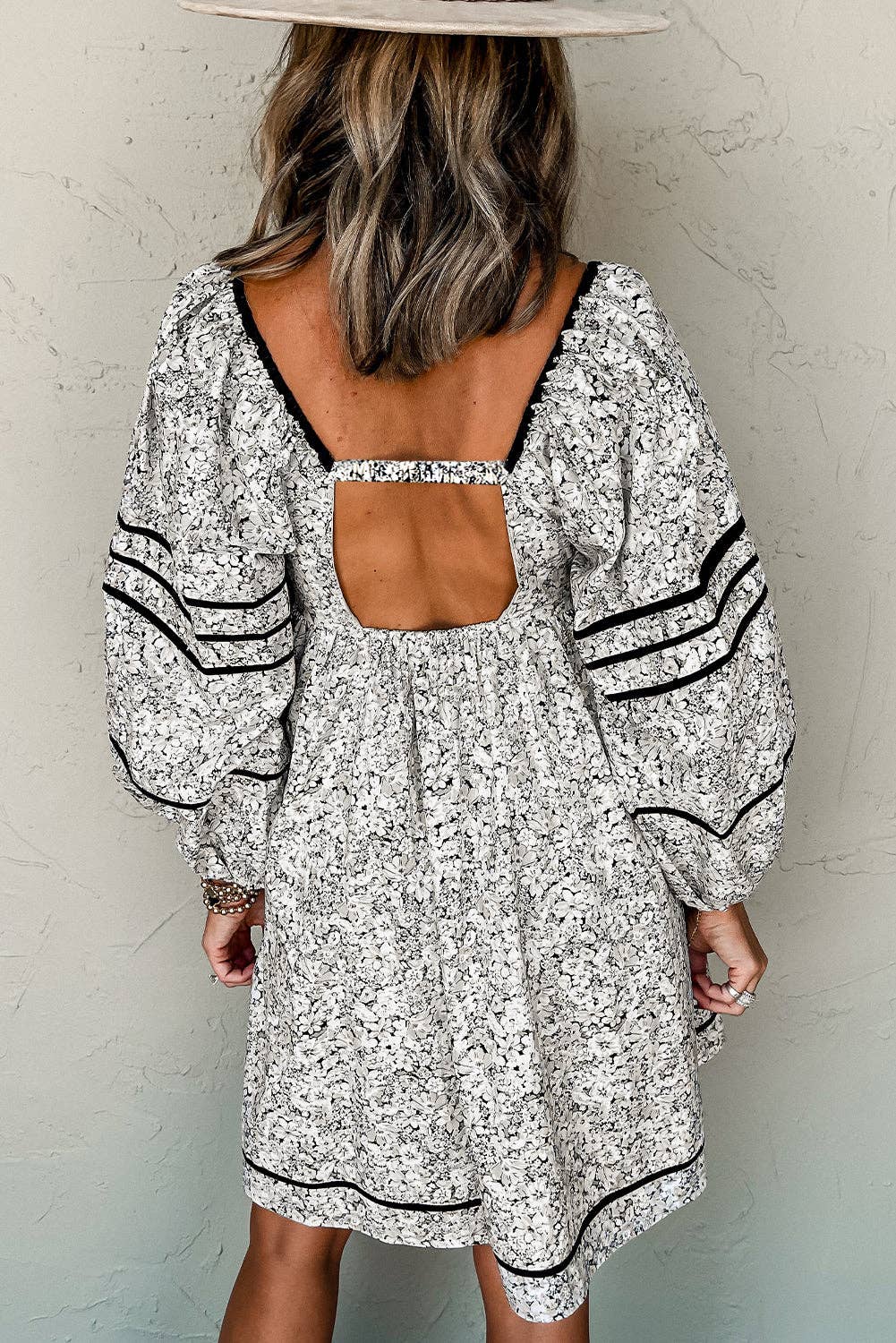 Gray Floral Print Open Back Balloon Sleeve Square Neck Mini Dress for wholesale on Faire1