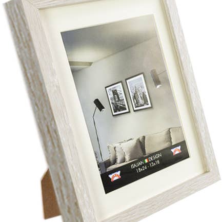 NOVOGLASS - Wholesale Picture Frame - Wooden frame "BOX WITH BEVELED MAT"1