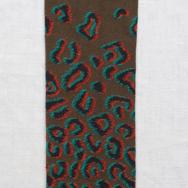 Bonne Maison - Wholesale Sokken - Uniseks - Khaki kniekousen met luipaardprint2