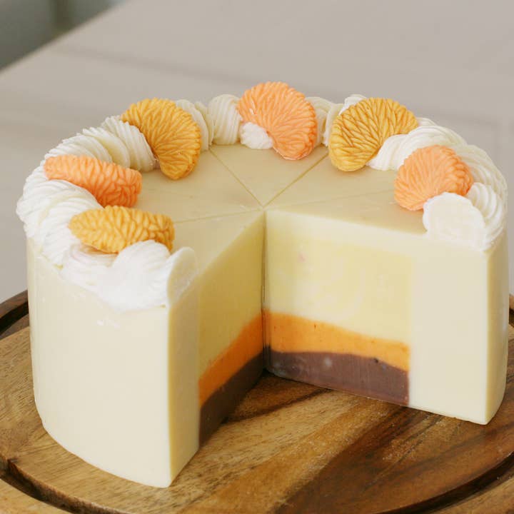 One Leaf Soap - Wholesale Bar Soap - Orange Soap Cake (Orange)3