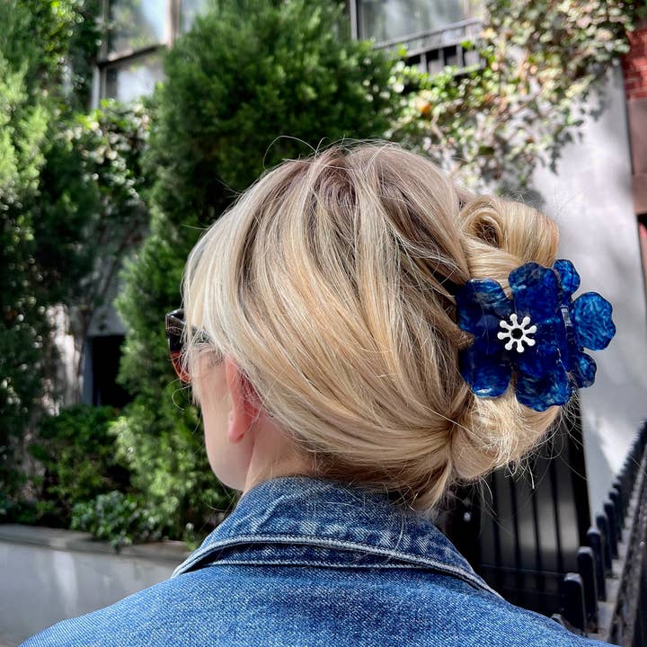Solar Eclipse - Wholesale Hair Clip - Women's - Handmade Origami Anemone Flower Claw Hair Clip