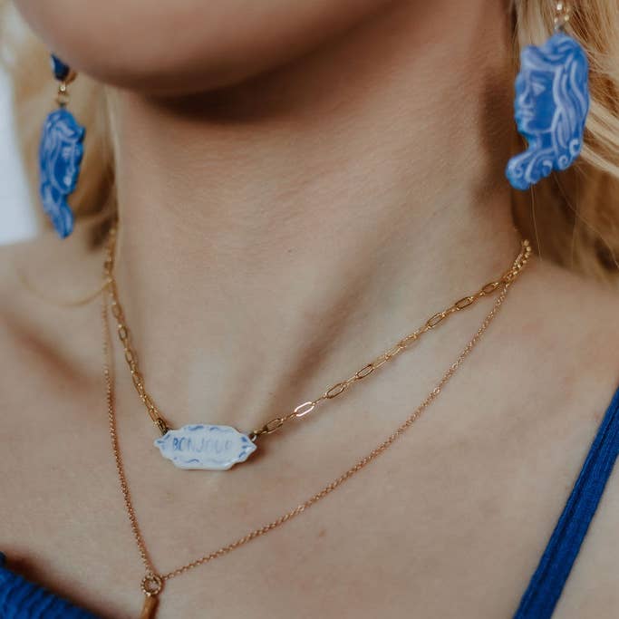 Crown & Heart - Wholesale Pendant/Charm Necklace - Bonjour Pendant Necklace1