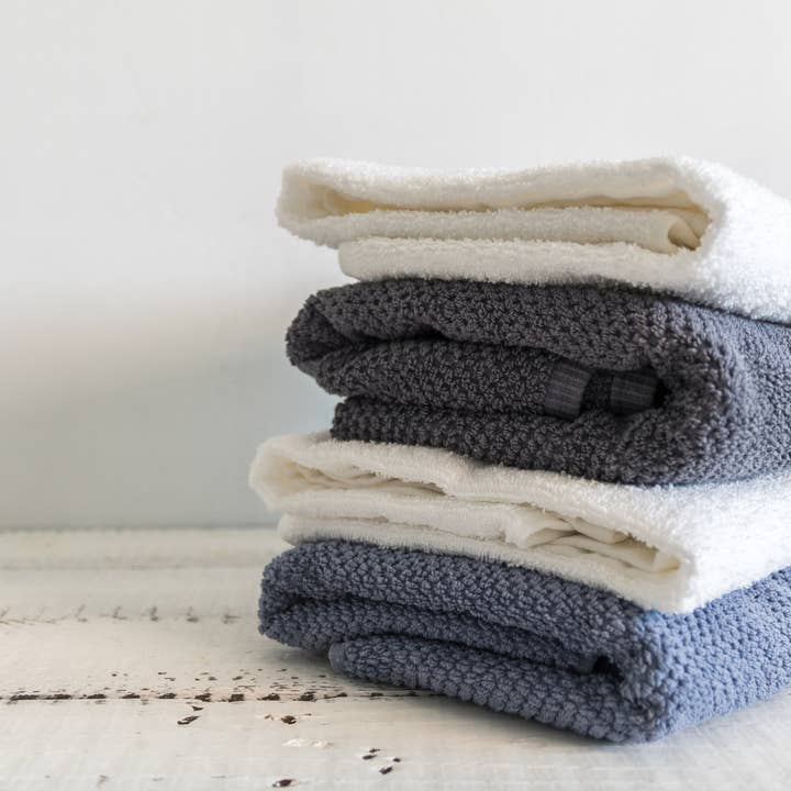 Clean Cotton - 8oz soy candle for wholesale by The Good Batch Co.