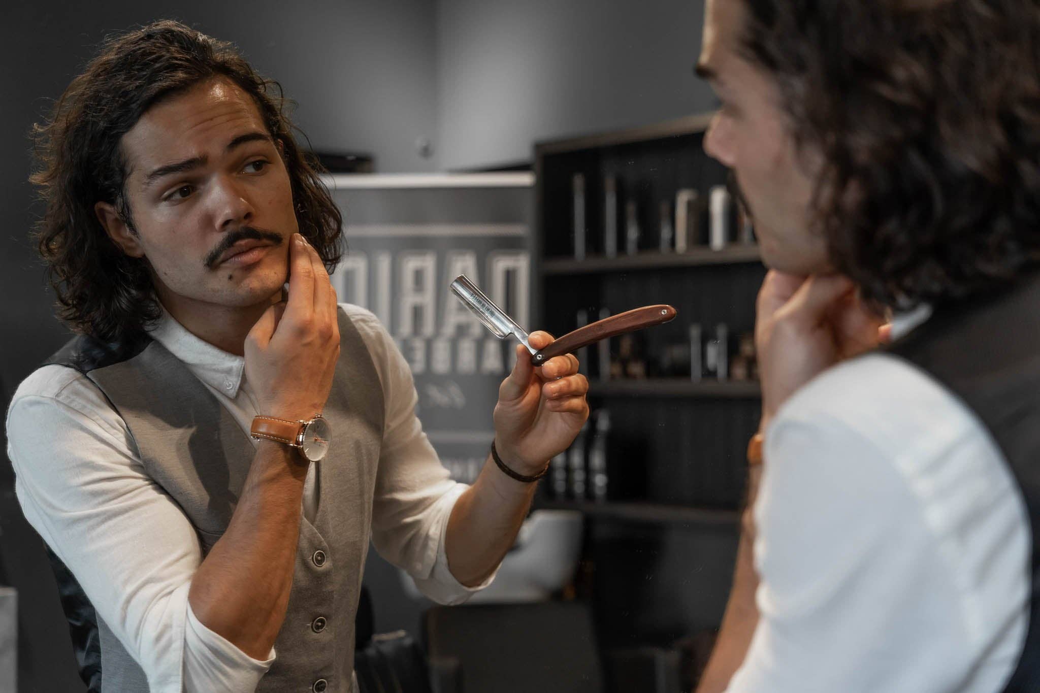 Brent Berkeley - Wholesale Razor - Brent Berkeley - The Signature Straight Razor14