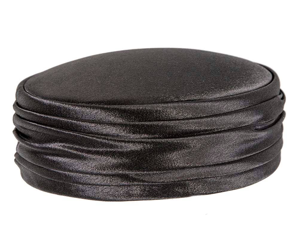 Max Alexander by Cupids Millinery Melbourne – Großhandel Fascinator – Damen – Maßgefertigter Pillbox-Hut für die Brautmutter2